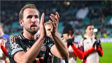 Nur kurzer Jubel von Harry Kane & Co. - am Samstag geht es mit dem Liga-Gipfel weiter.