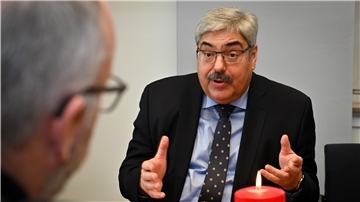 Oberbürgermeister Melf Grantz im NORD|ERLESEN-Interview.