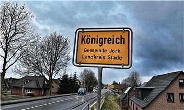 Objekt der Begierde: das Königreicher Ortsschild. Allein in den letzten sechs Wochen wurde es zwei Mal entwendet.
