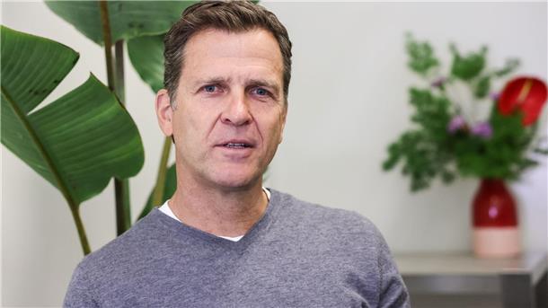 Oliver Bierhoff hat Verständnis, dass der DFB für die WM-Bewerbung von Saudi-Arabien votiert.