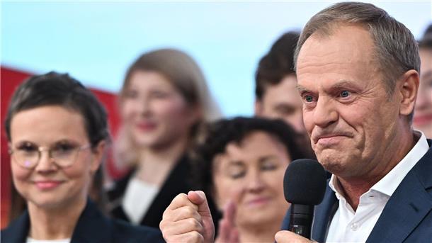 Opposition glaubt nach Polen-Wahl an Sieg - Partei PiS vorn Oppositionsführer Donald Tusk könnte neuer polnischer Ministerpräsident werden.