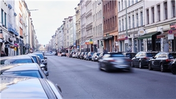 Oranienstraße in Kreuzberg: „Damn it. Heute wurde in Berlin eine Genossin nach 30 Jahren Untergrund festgenommen.“