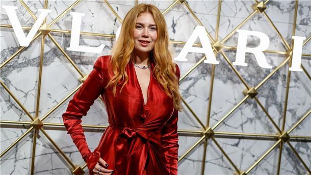 Palina Rojinski schläft vor dem Mode-Einkauf zwei Nächte Palina Rojinski überlegt erst lange, bevor sie Klamotten kauft.