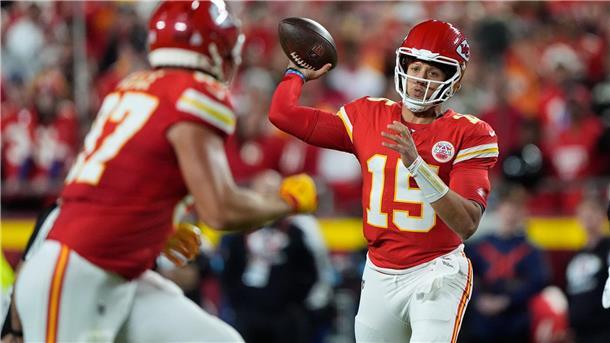 Pass Mahomes, Touchdown Kelce: Diese Kombination gab es in den Playoffs 17 Mal. 