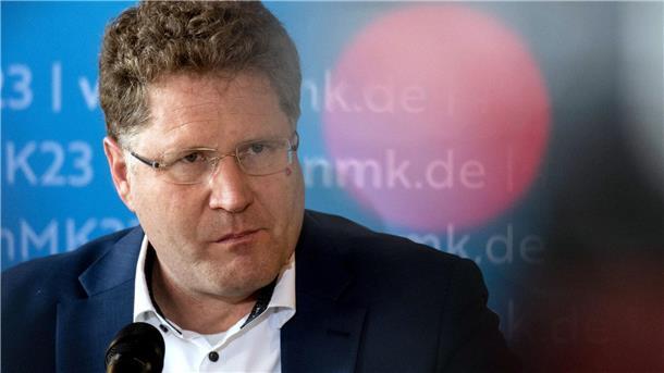 Klöckner fordert Disziplinarverfahren gegen Graichen Patrick Graichen muss sich Kritik stellen.