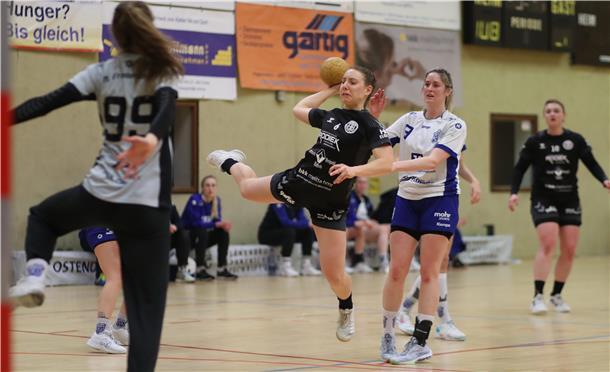 Elsflether TB mit Paula Molzahn in der Handball-Landesliga