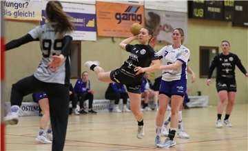 Elsflether TB mit Paula Molzahn in der Handball-Landesliga