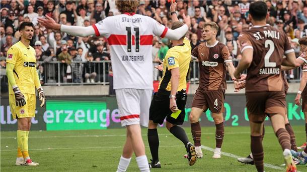 FC St. Pauli muss auf Rettung warten: 0:1 gegen Stuttgart Pauli musste gegen Stuttgart lange in Unterzahl spielen.