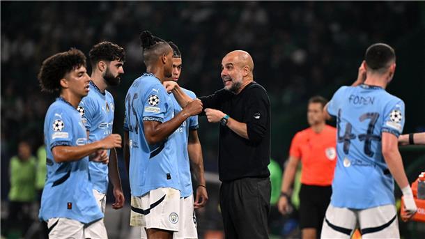 Real verliert gegen Milan – City geht unter Pep Guardiola (M) ist angesichts der Niederlage bei Sporting ratlos.