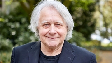 Peter Urban will als deutscher ESC-Kommentator aufhören - aber erst im kommenden Jahr.