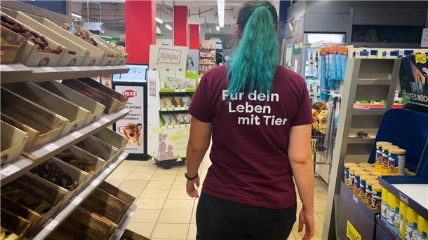 30 um die 30: Jacqueline Munke betreibt das Geschäft „Zoo & Co“