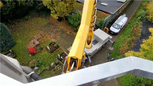 Gutachter prüft Kreuz auf St.-Marien-Kirche
