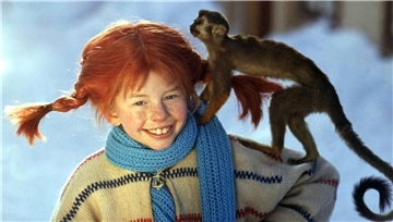 Pippi Langstrumpf – das stärkste Kind der Welt – wohnt mit ihrem Äffchen Herr Nilsson in der berühmten Villa Kunterbunt.
