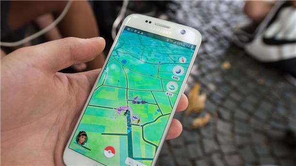Pokémon-Go-Macher setzen auf eigene Spielefiguren Pokémon Go sorgte beim Start 2016 für Aufsehen damit, dass die Spielefiguren auf dem Smartphone-Bildschirm in der realen Umgebung auftauchten.