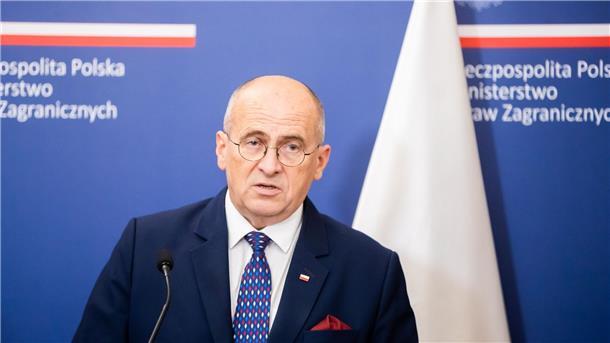 Visa-Affäre: Polens Außenminister tritt nicht zurück Polens Außenminister Zbigniew Rau: „Es gibt keine Visa-Affäre“.