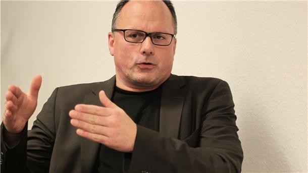 Das sagt ein Politikwissenschaftler zur Magistratsreform Politikwissenschaftler Matthias Güldner ist im Mai 2019 aus der Bürgerschaft ausgeschieden. Danach hat er am Zentrum für Arbeit und Politik der Universität Bremen angefangen.