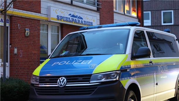 Polizei und Zoll haben in Cuxhaven fünf Spielhallen aufgesucht, eine befindet sich in der Lehmkuhle (Foto). Die Ermittlungen der Polizei laufen. 