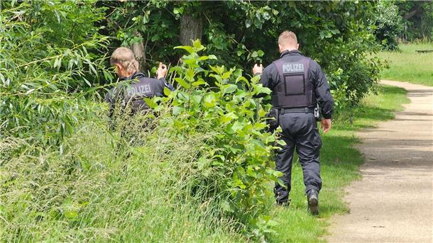 Suche nach Valeriia in Döbeln wird fortgesetzt Polizisten suchen im sächsischen Döbeln nach dem vermissten Mädchen.