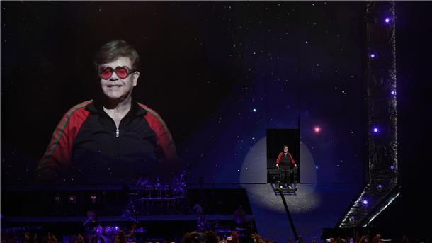 Elton Johns Tourabschied: Versuche noch, das zu verarbeiten Pop-Star Elton John bei seinem Konzert der Abschiedstournee „Farewell Yellow Brick Road“ in Stockholm.