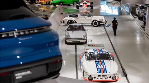 Porsche brachte viele unterschiedliche Fahrzeuge auf den Markt, hier zu sehen im Porsche Museum in Stuttgart.