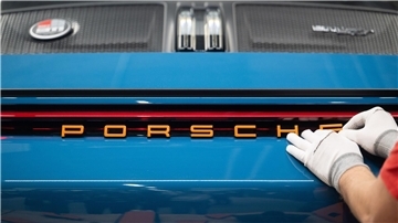 Porsche will laut einen „Spiegel“-Bericht Batterie-Tochter Cellforce fast komplett abwickeln. (Archivbild)
