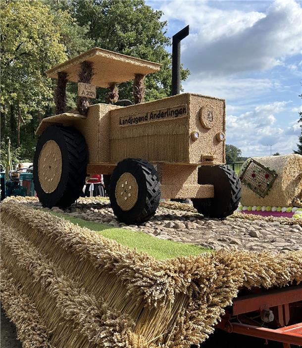 Landjugend Anderlingen feiert 75-jähriges Jubiläum Prächtiger Erntewagen der Landjugend Anderlingen
