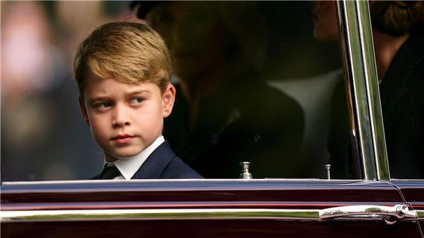 Strahlemann Prinz George: Foto zum zehnten Geburtstag Prinz George feiert heute seinen zehnten Geburtstag. Hier ist er noch jünger.