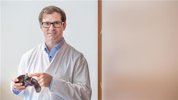 Privatdozent Dr. Helge Bruns, Chefarzt für Allgemeinchirurgie, verlässt das Klinikum Bremerhaven-Reinkenheide zum Jahresende.