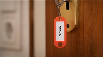 Private Vermieter, die mit dem Vermittlungsportal Airbnb arbeiten, sind im Visier der Steuerverwaltung.