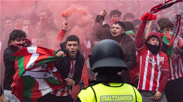 Viele Verletzte und Festnahmen bei Fankrawallen in Bilbao Probleme gab es nicht nur vor, sondern auch nach dem Spiel.