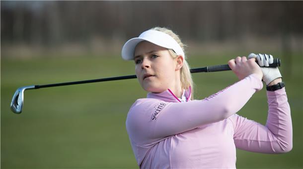 Golf: Tour-Rückkehr von Anastasia Mickan Profi-Golferin Anastasia Mickan musste sich wegen Corona mit dem Training begnügen.