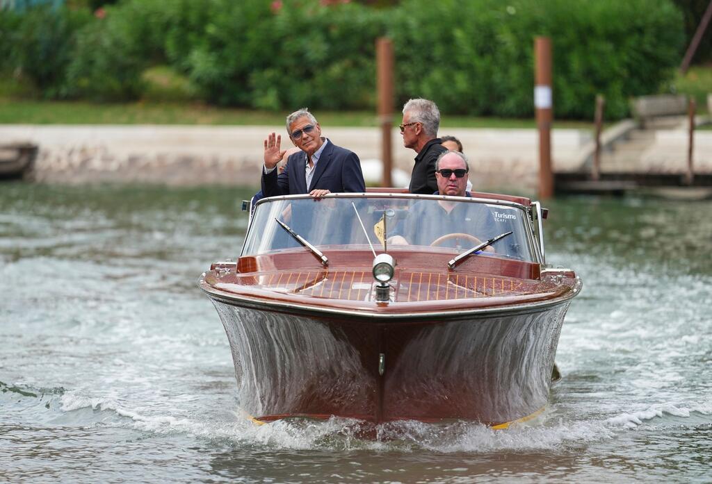 Prominente Ankunft mit dem Wassertaxi: George Clooney. 