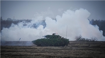 Puma-Schützenpanzer während einer Übung: Nach früheren Informationen waren die beiden Fahrzeuge mit höherem Tempo zusammengestoßen (Symbolbild).