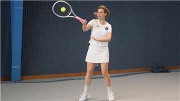Rabea Renken spielt Tennis für den TK Nordenham