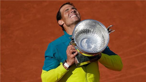 Ehrung für Sandplatz-König Nadal bei den French Open Rafael Nadal ist  mit 14 Titeln Rekordsieger der French Open.