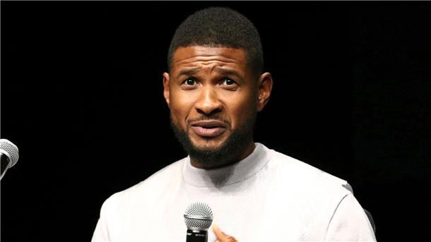 Usher singt „kleines Ständchen“ für Serienstar Issa Rae R&B-Sänger Usher hat bei einem Konzert die Schauspielerin Issa Rae für eine Gesangseinlage auf die Bühne geholt.