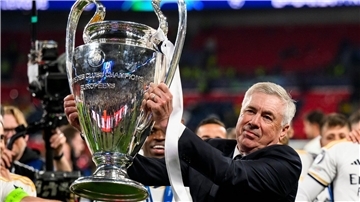 Real Madrid um Coach Carlo Ancelotti steht schon im Finale des neuen Interkontinental-Pokals.