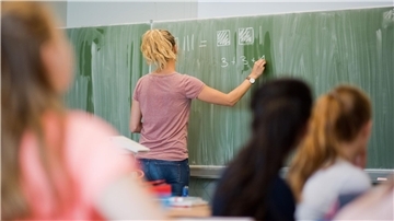 Mehr Mitbestimmung: Was das neue Schulgesetz vorsieht Reform des Schulgesetzes: Kinder sollen früher lernen, wie Mitbestimmung funktioniert – Lehrerinnen und Lehrer bekommen mehr Gestaltungsspielraum. (Archivbild)