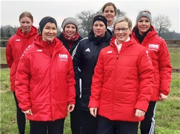 KBV Reitland mit Mandy Sanders, Britta Borchers, Sabrina Büsing, Jenny Meyer, Tanja Stulken, Brigitte Sanders, Carina Bliefernich