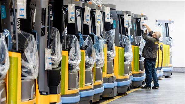 Maschinenbau steigert Exporte auf Rekord Rekordhoch: Die Exporte der deutschen Maschinenbauer wuchsen um gut sechs Prozent zum Vorjahr auf 192,4 Milliarden Euro.