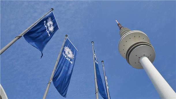 Schiffbauwelt trifft sich in Hamburg: Klima, Konflikte und Nachwuchs ein Thema Renommierte Veranstaltung: Die Schiffbaumesse SMM erlebt bereits die 31. Auflage. Das Treffen findet inzwischen, mit Ausnahmen in der Corona-Krise, alle zwei Jahre in Hamburg statt.
