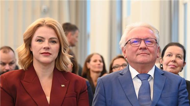 Rheinmetall-Chef sieht gute Chancen für Blohm+Voss-Werft Rheinmetallchef Armin Pappberger sieht gute Chancen für die Blohm+Voss-Werft in Hamburg.