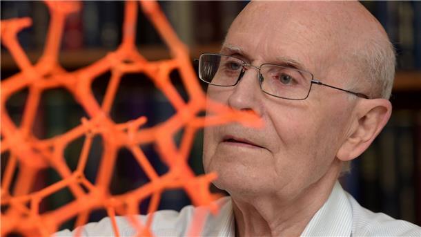 Apartments für Moleküle: Nobelpreis für drei Chemiker Richard Robson legte gedanklich einen zentralen Grundstein für MOF.