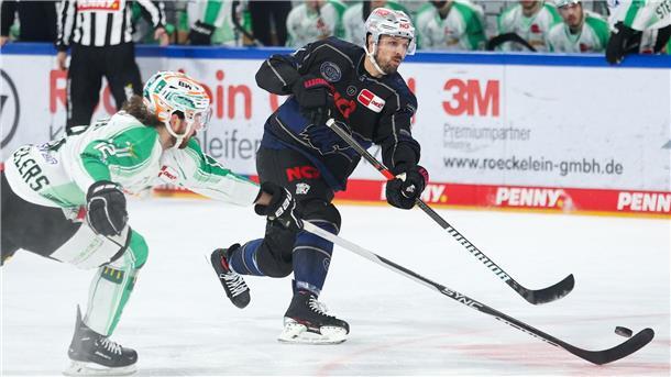 DEG verpflichtet den nächsten Stürmer Rick Schofields (r) letzte Station in Deutschland waren die Nürnberg Ice Tigers.