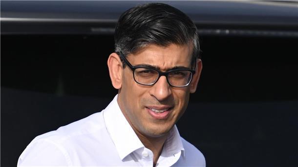 Rishi Sunak wittert seine Chance: Alle Minister prüfen die bestehenden Zusagen zur Reduzierung der Treibhausgasemissionen „im Lichte einiger Herausforderungen bei den Lebenshaltungskosten“.