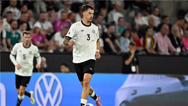 Robin Koch ist in den Augen von Eintracht Frankfurts Sportvorstand Markus Krösche der momentan beste deutsche Abwehrspieler.