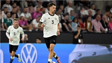 Robin Koch ist in den Augen von Eintracht Frankfurts Sportvorstand Markus Krösche der momentan beste deutsche Abwehrspieler.
