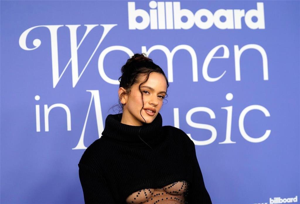 Rosalía ist mit ihrer Mischung aus Flamenco, Latin-Pop, R&B, Reggaeton und „Música urbana latina“ international erfolgreich. (Archivfoto)