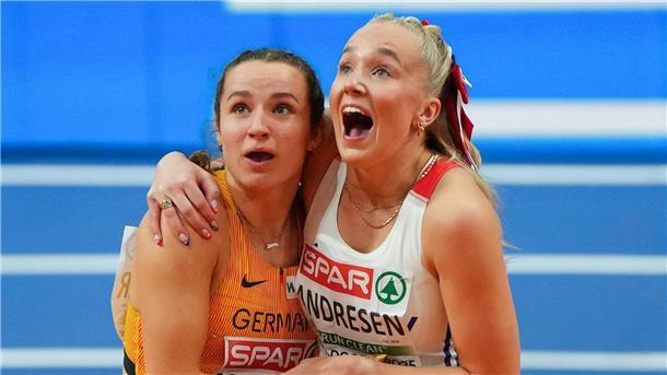 Hochspringer Potye im EM-Finale - Hürdensprinter Mordi raus Rosina Schneider (l) überzeugte im Vorlauf über die 60 Meter Hürden.