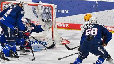 Ross Mauermann erzielte mit viel Willen das 1:1 für die Fischtown Pinguins.